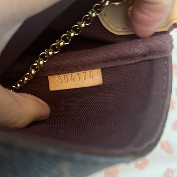 Discontinued new original Louis Vuitton Favorite Mm Monogram cross body bag - Picture 8 of 17